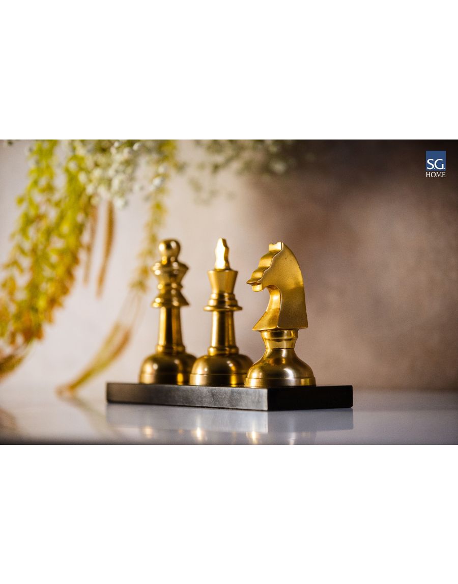 Sg Home Chess Decor Accent Gold