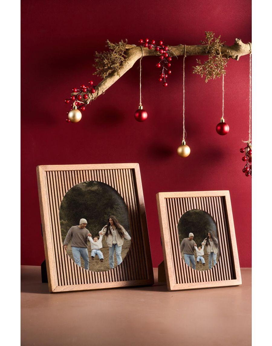 Sg Home Fluted Wood Oval Frame L 8" X 10"