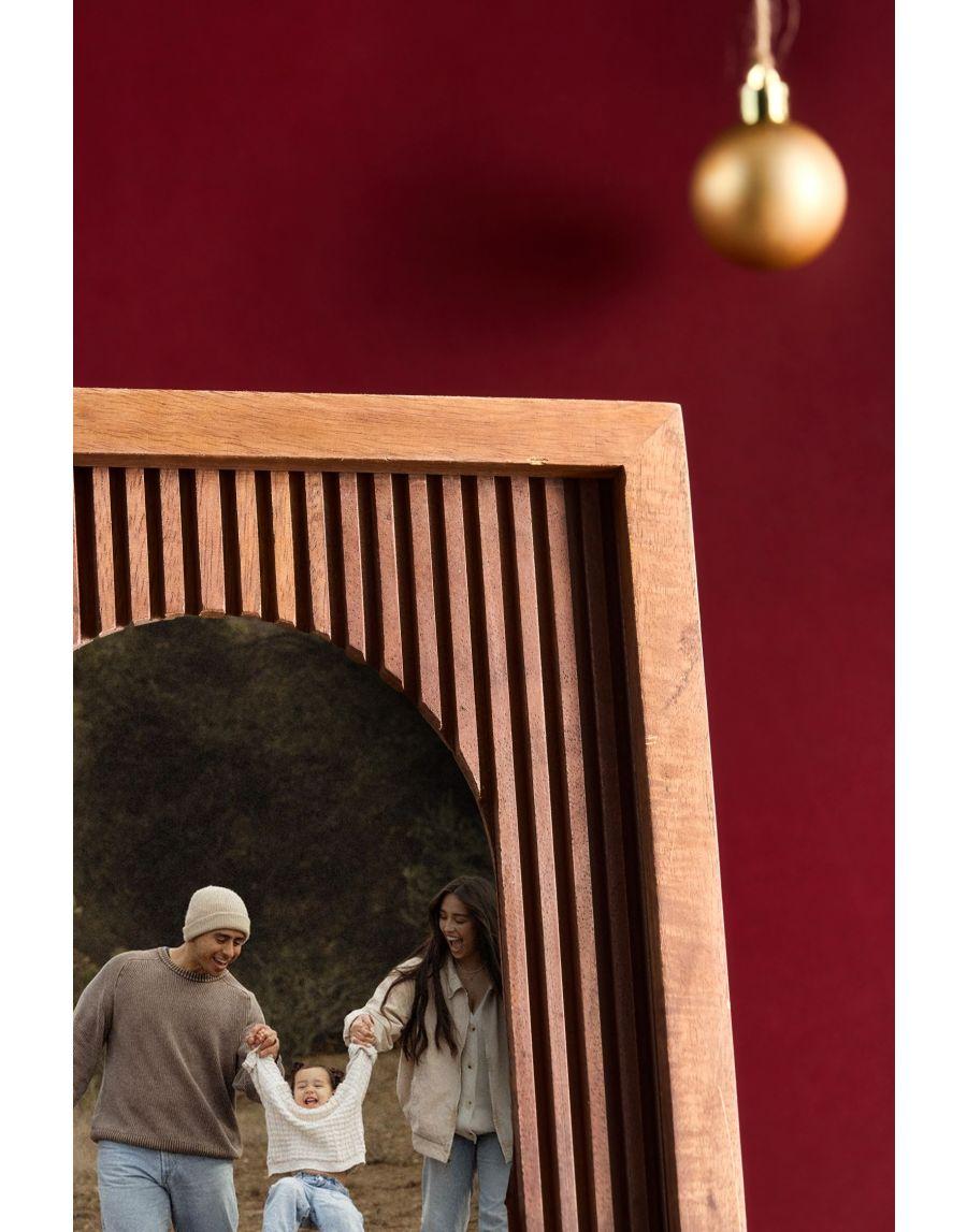 Sg Home Fluted Wood Oval Frame M 5" X 7"