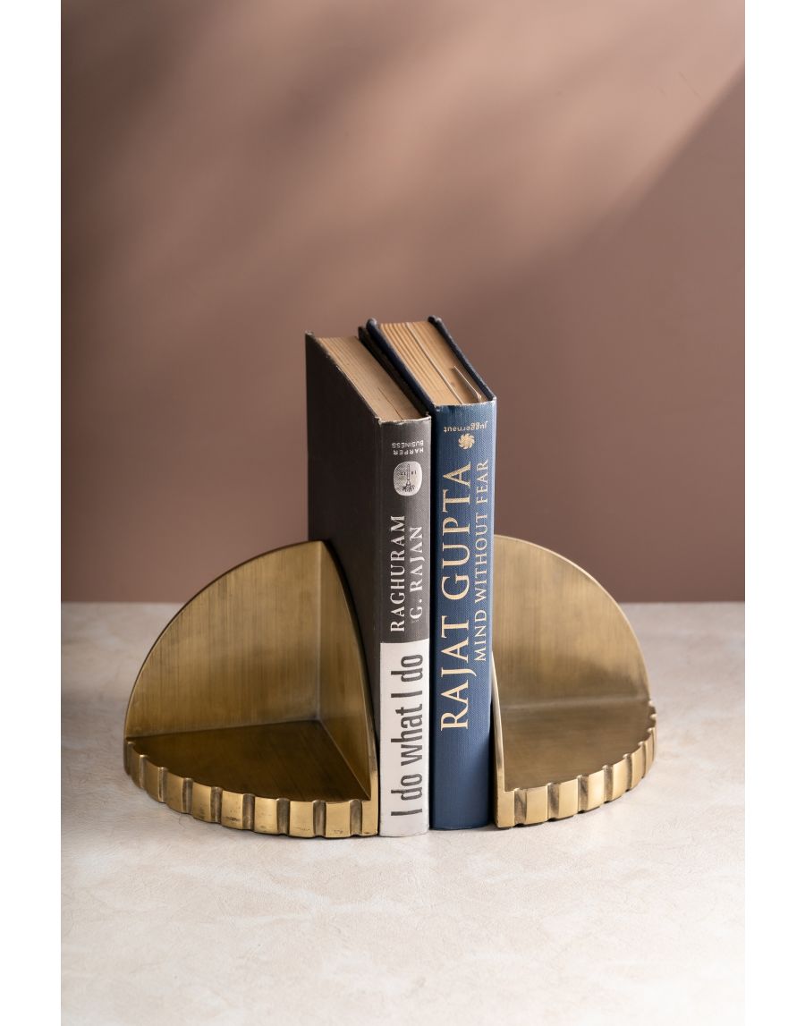 Sg Home Gold Shine Slot Bookends (Set Of 02)