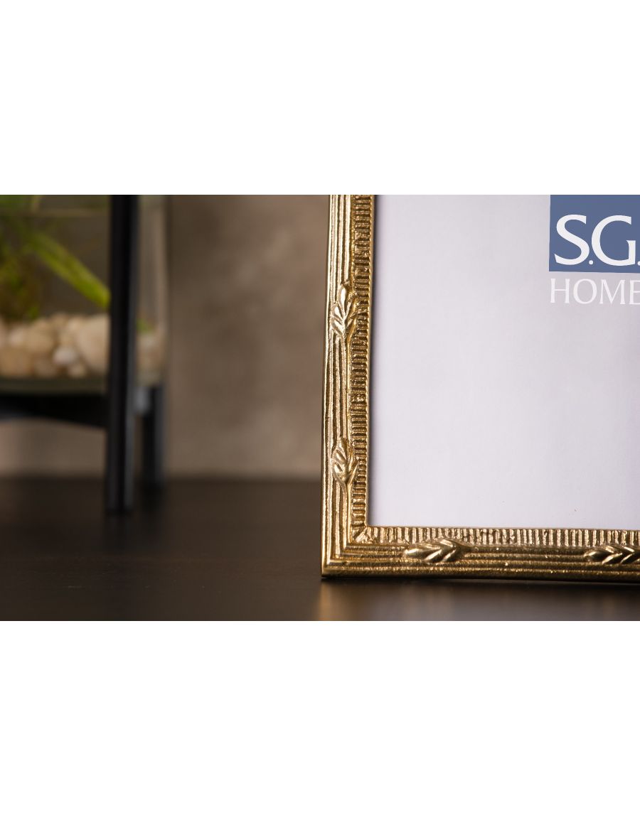 Sg Home Knotty Photo Frame