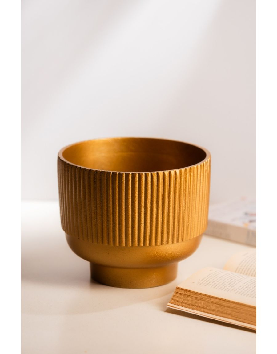Sg Home Ribbed Planter (Large)