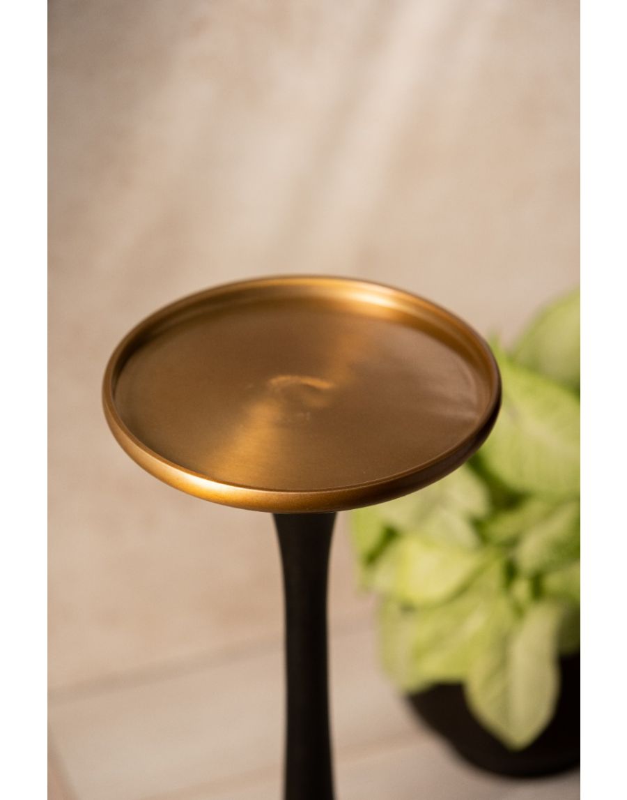 sg home Rustic Metal Table