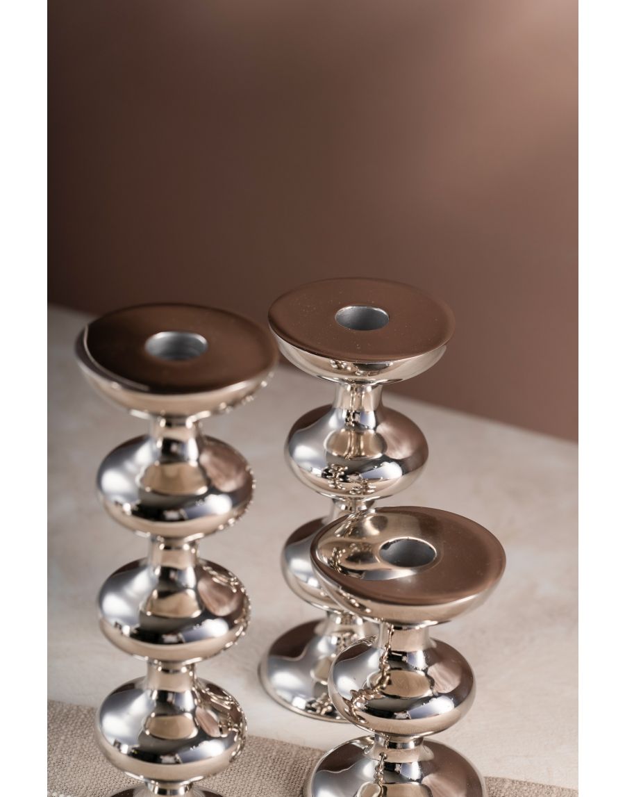 Sg Home Tiered Elegance Silver Candle Holders (Set Of 03)