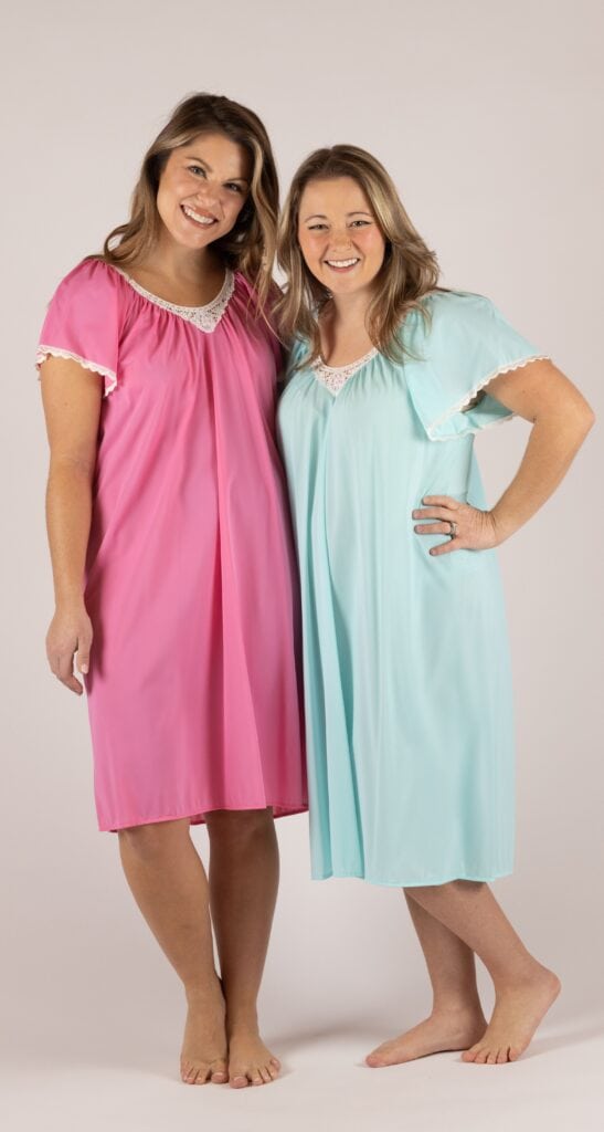 Shadowline Shadowline® Cameo Flutter Sleeve Short Nightgown