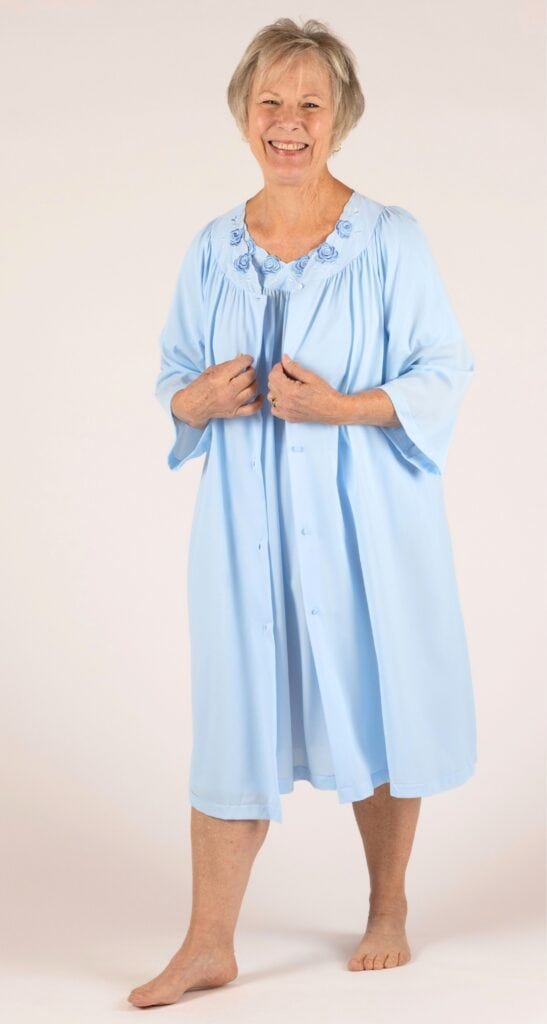 shadowline Shadowline® Petals Sleeveless Short Nightgown & Robe Set