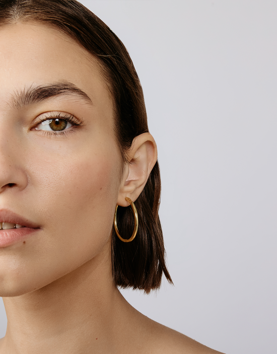Shashi Everyday Medium Hoop