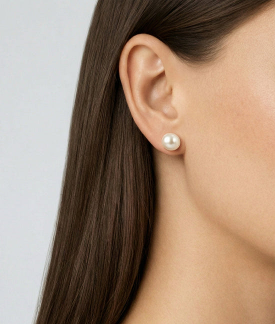 Shashi Iconic Pearl Stud