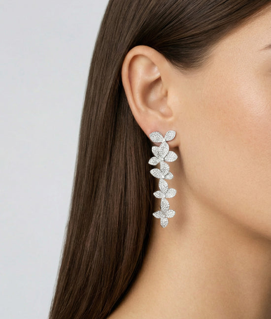 Shashi Lilliana Earring