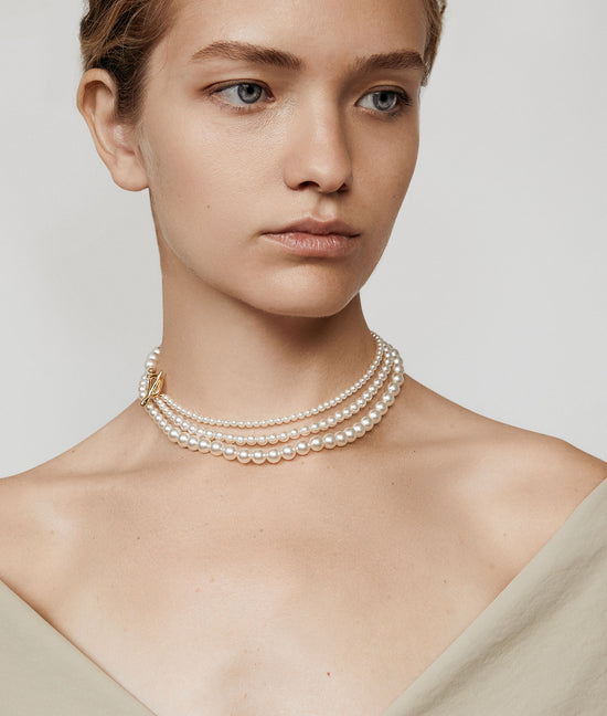 Shashi Louise Pearl Necklace