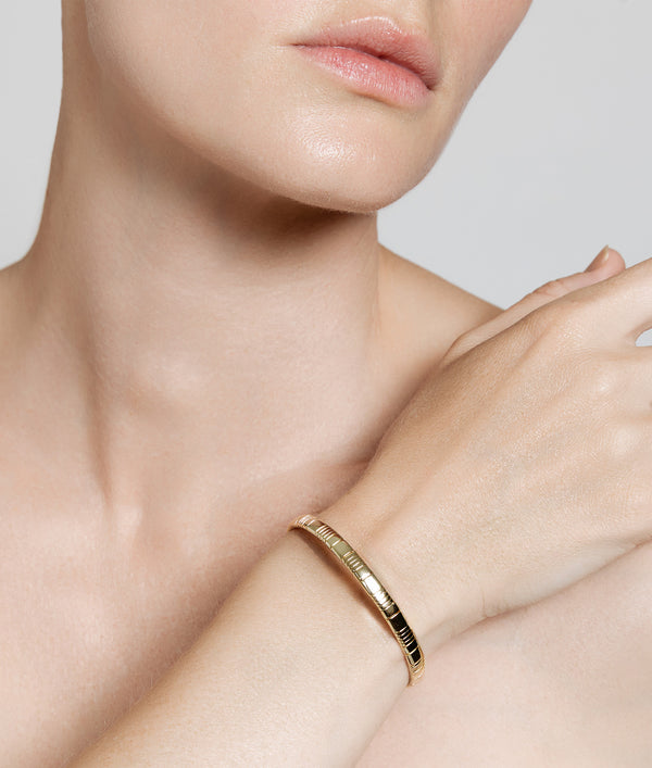 shashi Tilu Bangle Bracelet