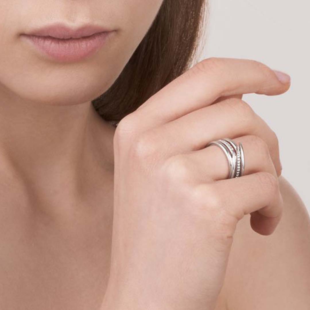 Shaun Leane Armis Single Row Ring - 18ct White Gold & Diamond Pavé