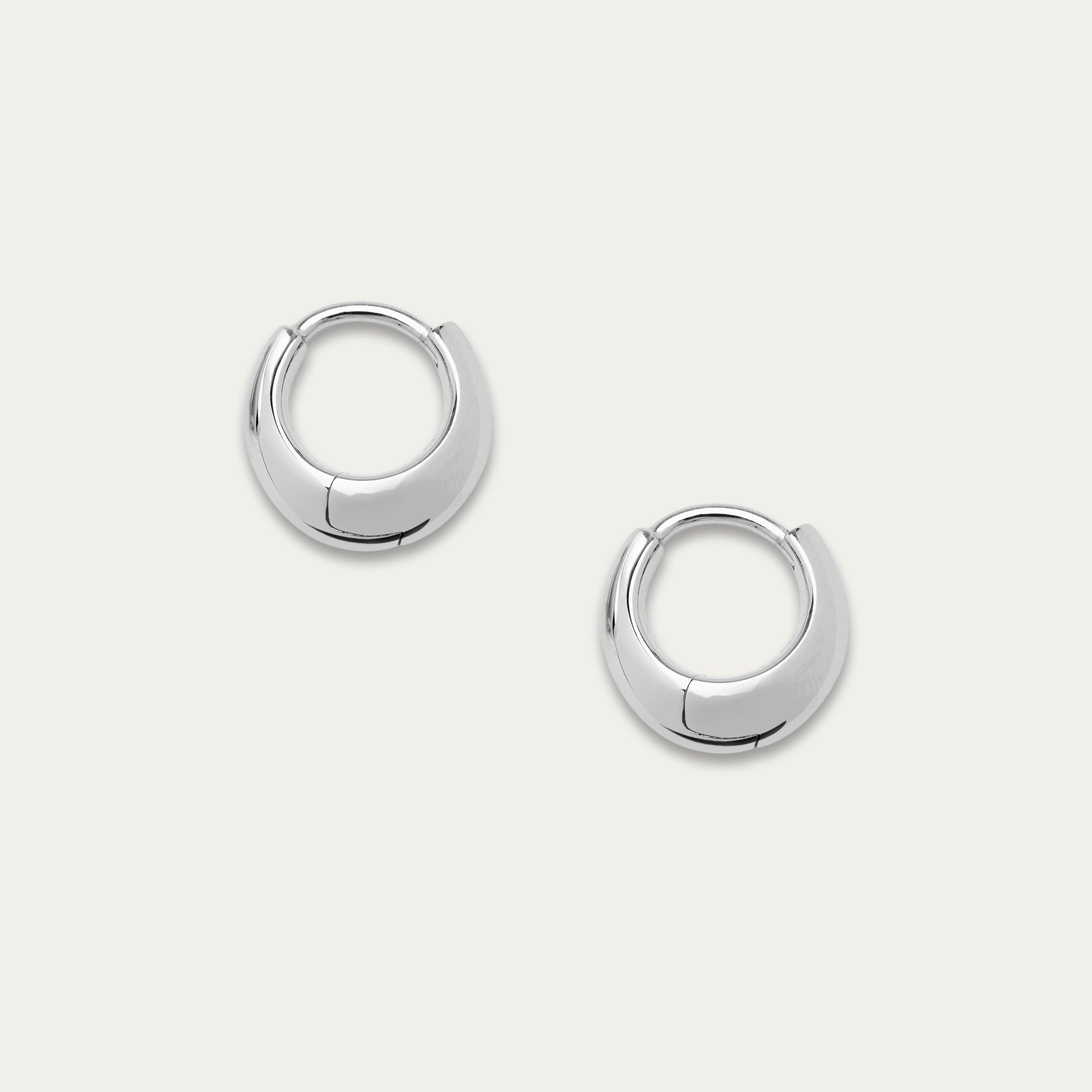 Shaun Leane Iconic Silhouettes Sabre Mini Hoop Earrings - Silver