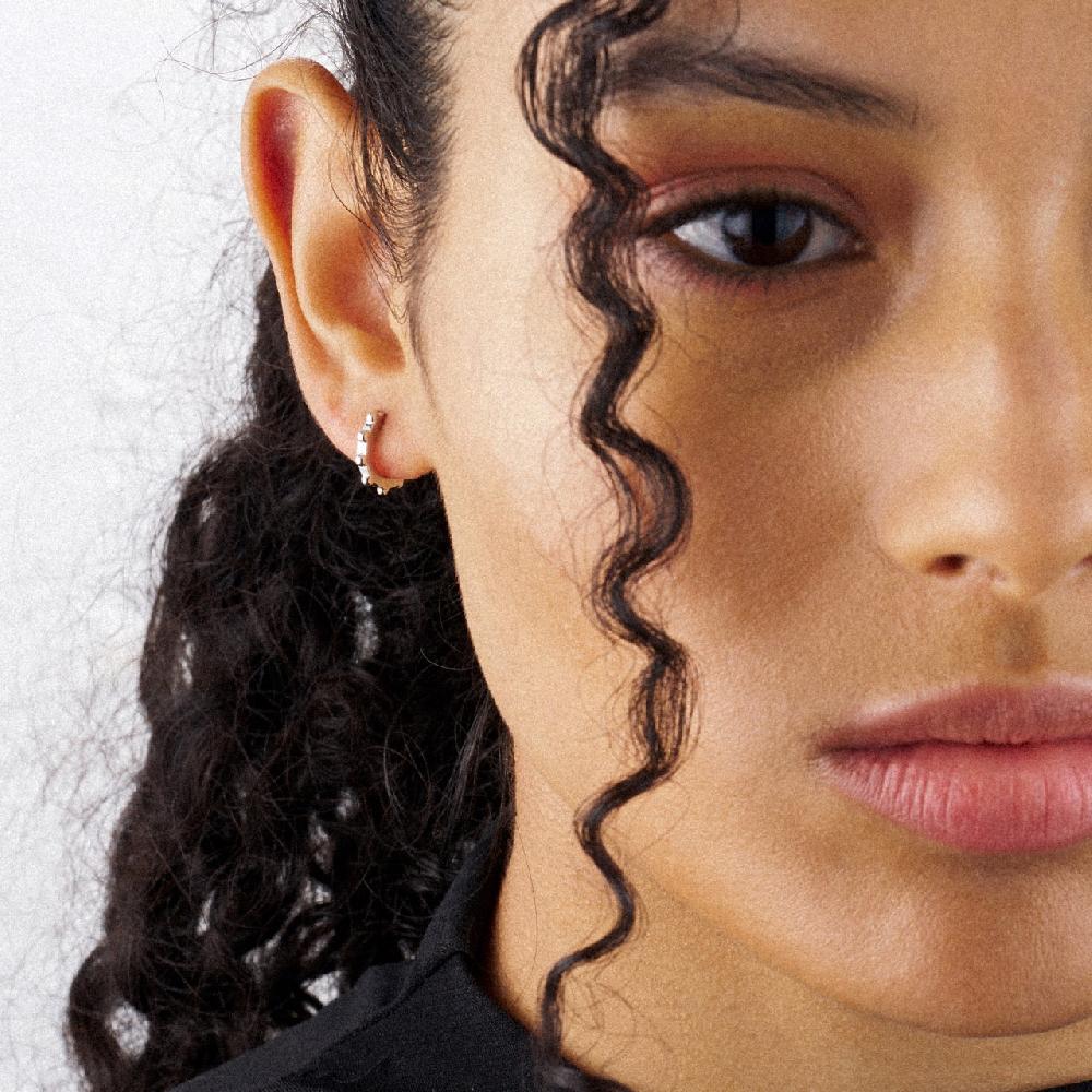 Shaun Leane Iconic Silhouettes Spur Mini Hoop Earrings - Silver