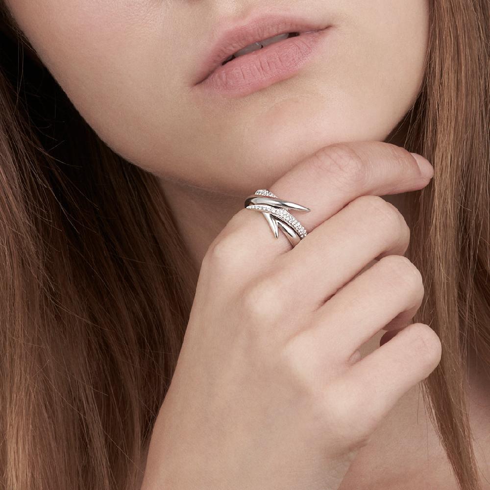 Shaun Leane Interlocking Embrace Ring - 18ct White Gold