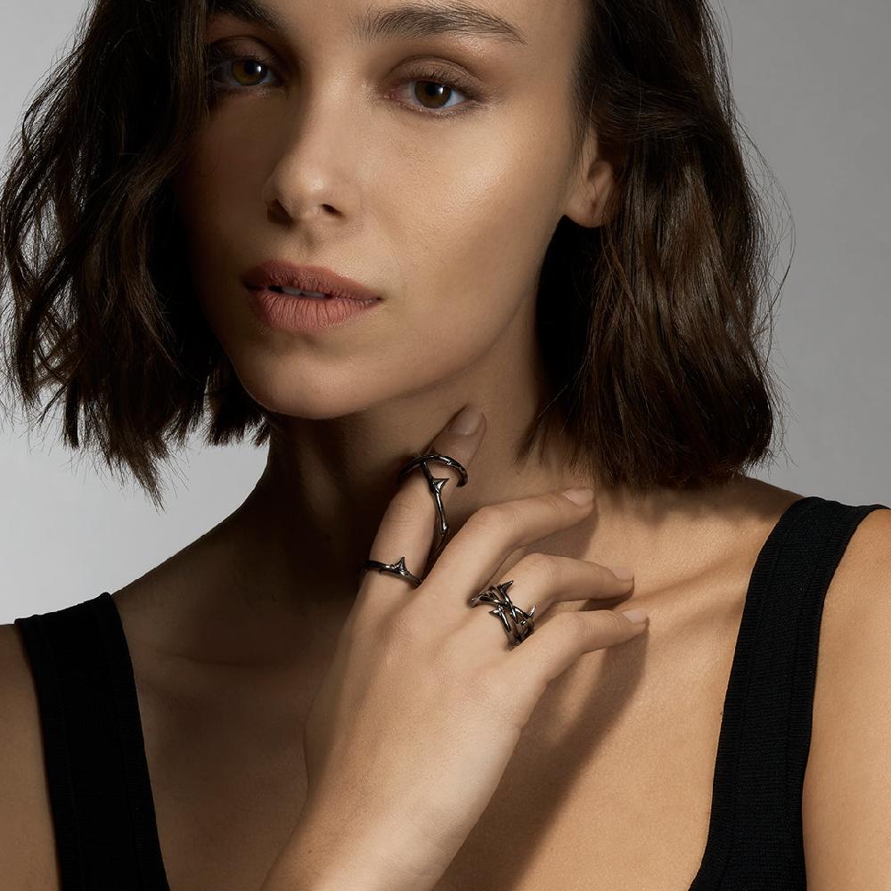 Shaun Leane Rose Thorn Hinged Ring - Silver Black Rhodium