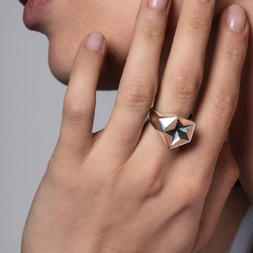Shaun Leane Arc Star Signet Ring - Silver