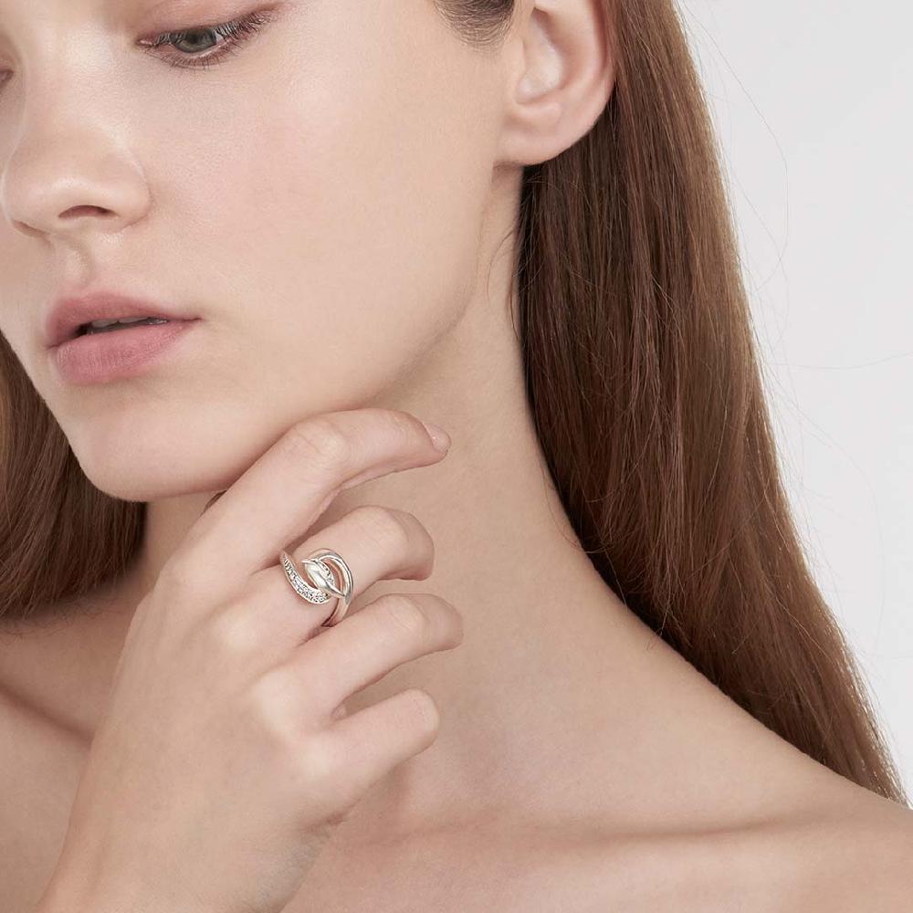 Shaun Leane Hook Ring - Silver & Diamond