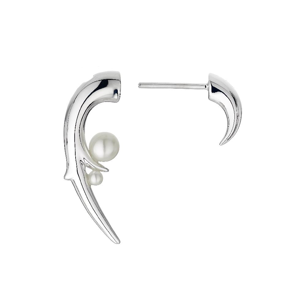 Shaun Leane Hooked Pearl Earrings - Silver