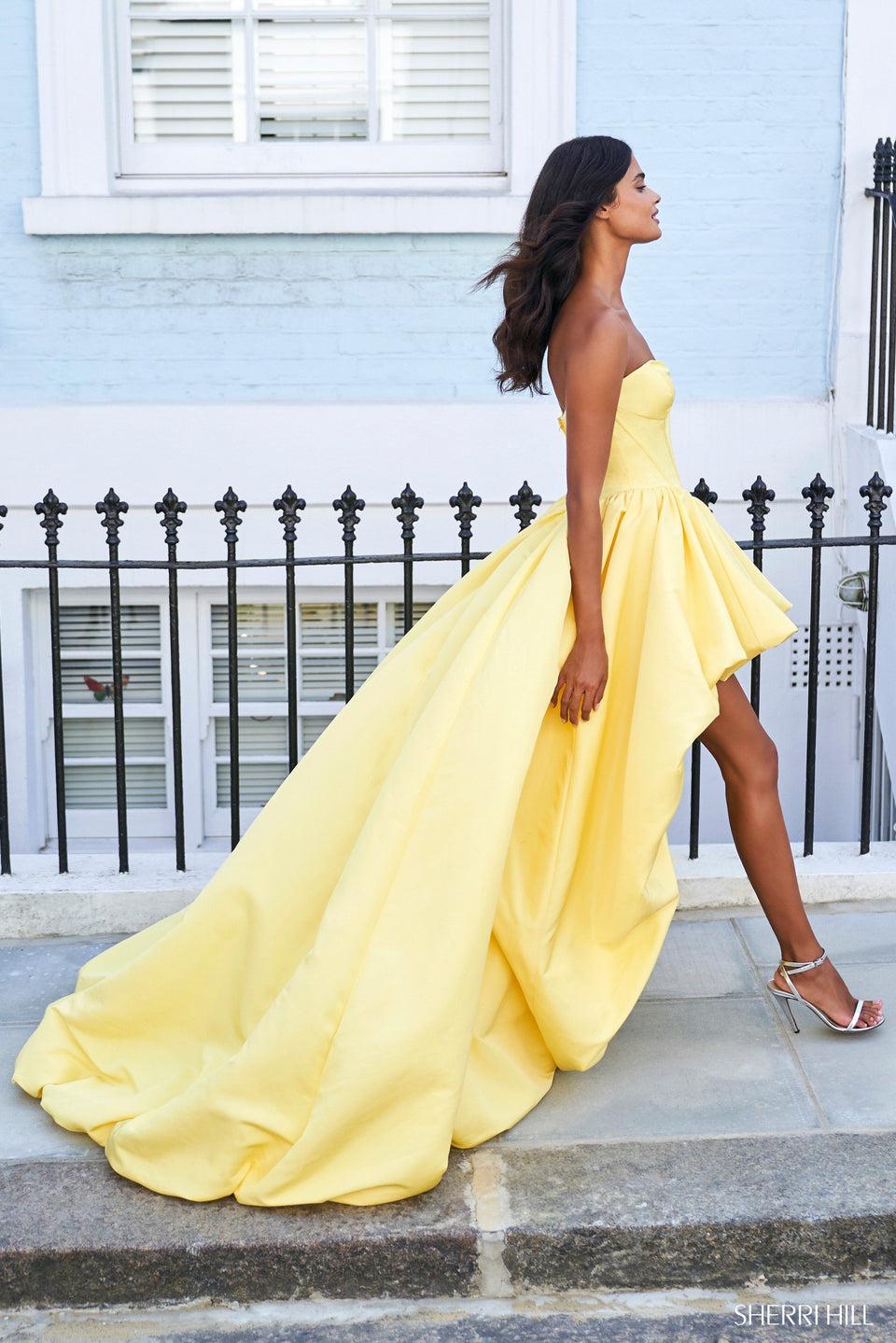 Sherri Hill High-low Bubble Dress With Boned Bodice With Basque Waistline And Sweetheart Neckline