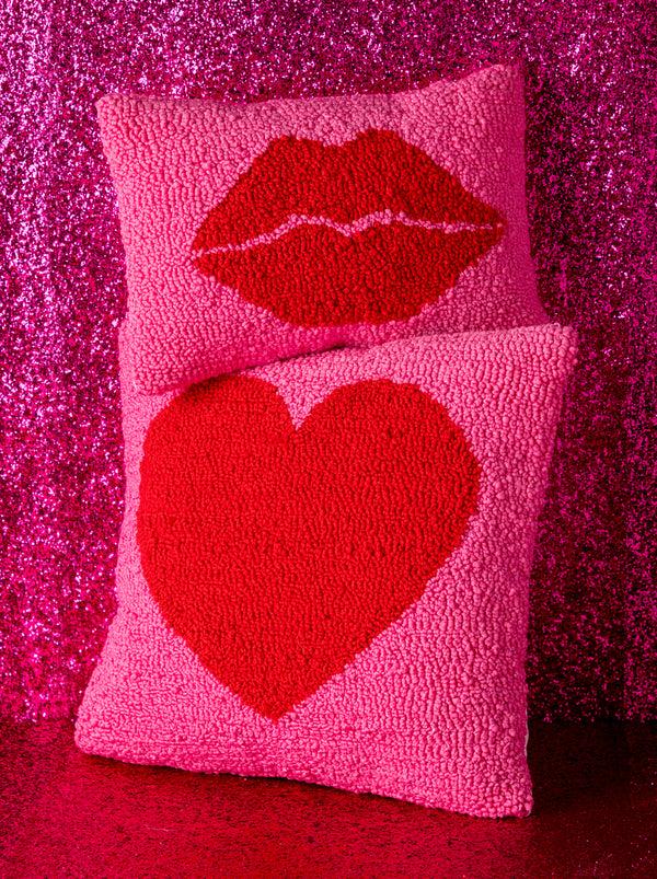 Shiraleah Shiraleah Heart Pillow Pink