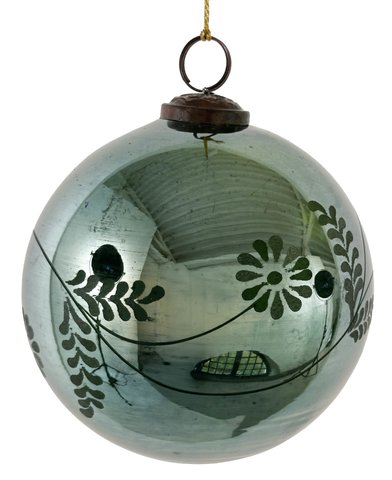 shishi Glass ball iridescent green with floral cutting 12cm