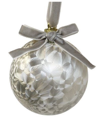 shishi Frosted ball with bow beige 8cm