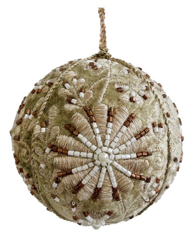 shishi Velvet ball gray with bead-crocheted flo