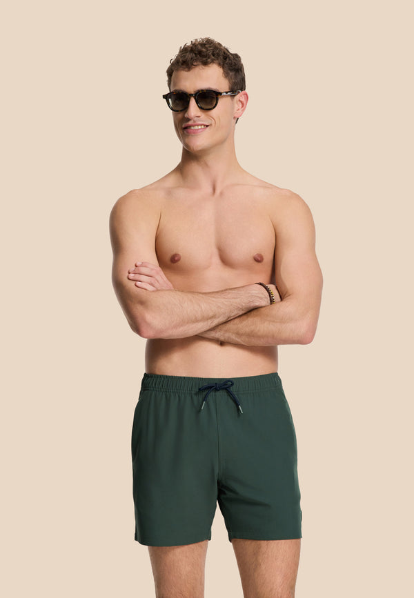 shiwi SCOTT STRETCH swim shorts solid Green leaf