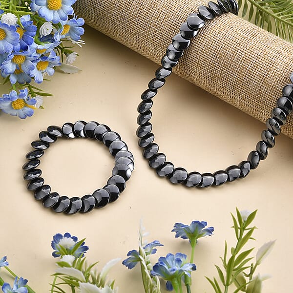 Shop Lc 2 Piece Set Gray Hematite 557.00 Ctw Beaded Stretch Bracelet (7-7.5In) And Necklace 21-23 Inches In Silvertone