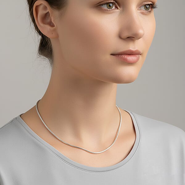 Shop Lc 950 Platinum Interlocking Links Chain Necklace (18 Inches) (9.65 Grams)