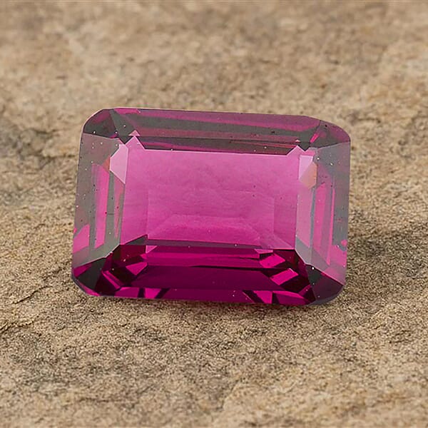 Shop Lc AAAA Radiant Ember Garnet (Oct 7x5 Mm) 1.20 Ctw
