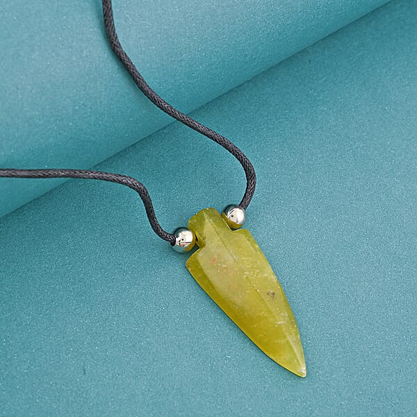 Shop Lc Arrowhead Jade And Lava Stone 36.00 Ctw Adjustable Black Cord Necklace (14 Inches)