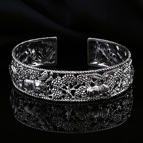 Shop Lc Bali Legacy Jungle Safari Cuff Bracelet In Sterling Silver (7.25 In) 32.15 Grams