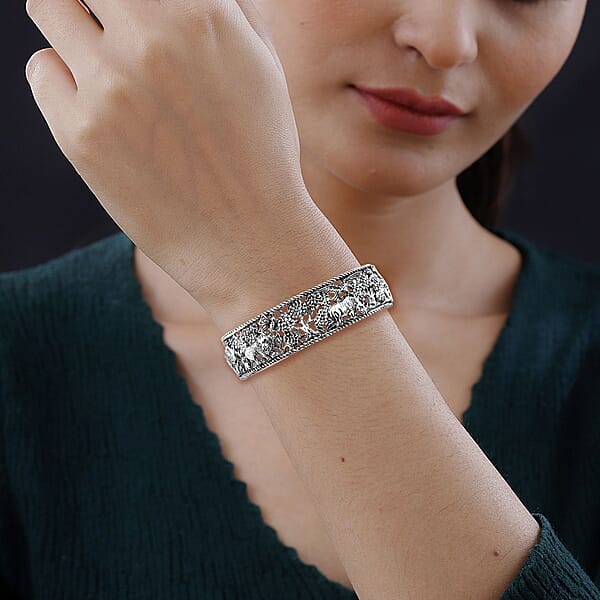 Shop Lc Bali Legacy Jungle Safari Cuff Bracelet In Sterling Silver (7.25 In) 32.15 Grams