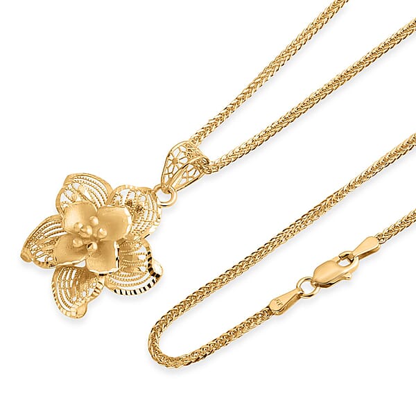 Shop Lc Blooming Flower Pendant Necklace In 10K Yellow Gold 3.10 Grams 20 Inches