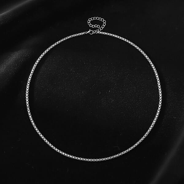 Shop Lc Box Chain Necklace In Stainless Steel (24-26 Inches)