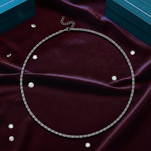Shop Lc Byzantine Chain Necklace In Stainless Steel (24-26 Inches)