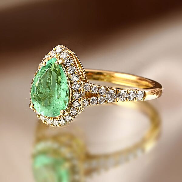 Shop Lc Certified And Appraised Iliana 18K Yellow Gold AAA Boyaca Colombian Emerald And G-H SI Diamond Ring 4.15 Grams 2.00 Ctw