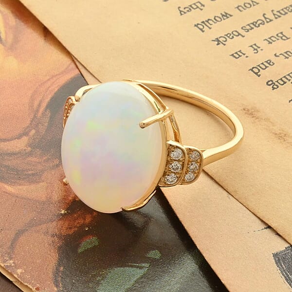 Shop Lc Certified And Appraised Iliana 18K Yellow Gold AAA Ethiopian Welo Opal And G-H SI Diamond Ring 4.20 Grams 10.15 Ctw