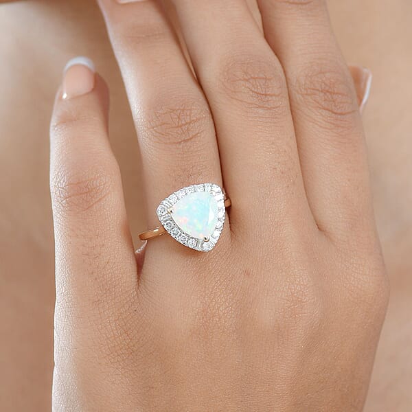 Shop Lc Certified & Appraised AAA Ethiopian Welo Opal And Luxuriant Diamond G-H SI 2.50 Ctw Ring In 10K Yellow Gold