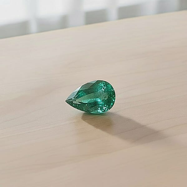 Shop Lc Certified & Appraised AAAA Gemfields Emerald (Pear Free Size) 4.00 Ctw