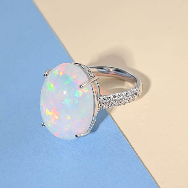 Shop Lc Certified & Appraised Iliana 18K White Gold AAA Ethiopian Welo Opal And G-H SI Diamond Ring 4.30 Grams 9.40 Ctw