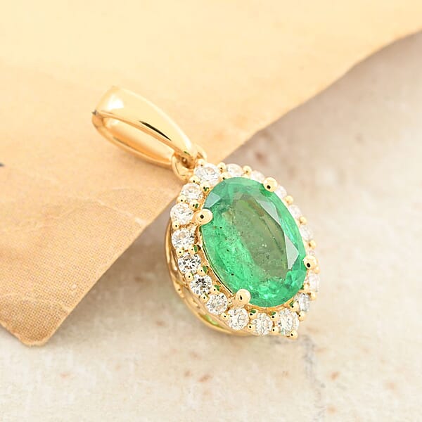 Shop Lc Certified & Appraised Iliana 18K Yellow Gold AAA Kagem Zambian Emerald And G-H SI Diamond Halo Pendant Without Chain 1.00 Ctw