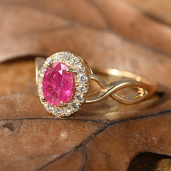Shop Lc Certified & Appraised Iliana 18K Yellow Gold AAA Mozambique Ruby And G-H SI Diamond Infinity Shank Ring 4.05 Grams 1.25 Ctw