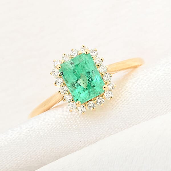 Shop Lc Certified & Appraised Iliana AAA Boyaca Colombian Emerald And G-H SI Diamond 1.55 Ctw Ring In 18K Yellow Gold