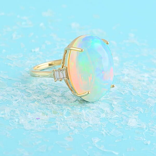 Shop Lc Certified & Appraised Iliana AAA Ethiopian Welo Opal And G-H SI Diamond 7.75 Ctw Ring In 18K Yellow Gold