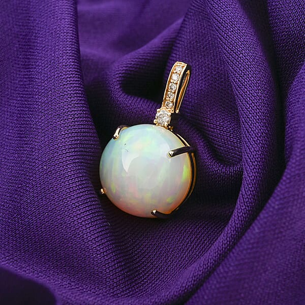 Shop Lc Certified & Appraised Luxoro 14K Yellow Gold AAA Ethiopian Welo Opal And G-H I2 Diamond Pendant Without Chain 7.15 Ctw