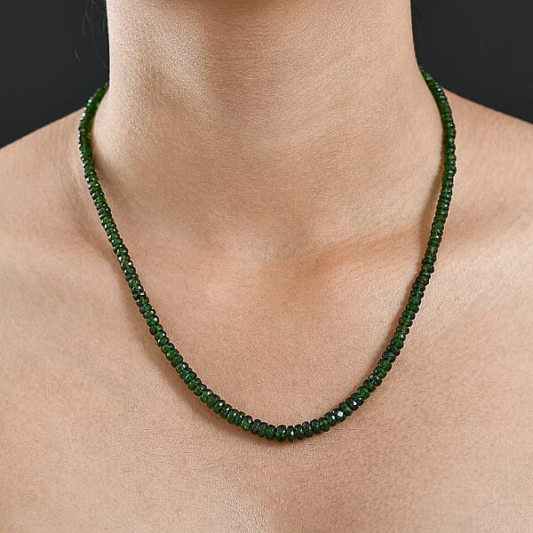 Shop Lc Certified & Appraised Luxoro Premium Chrome Diopside Beaded Graduated 110.00 Ctw Necklace 18-20 Inches In 10K Yellow Gold