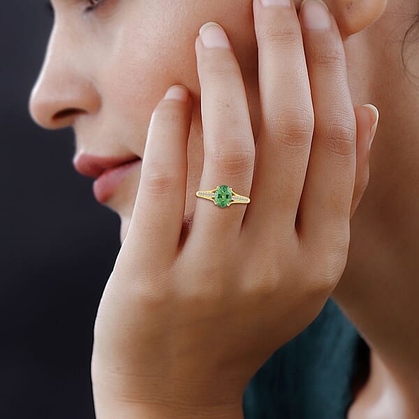 Shop Lc Certified Iliana 18K Yellow Gold AAA Kagem Zambian Emerald And G-H SI Diamond Ring 1.25 Ctw